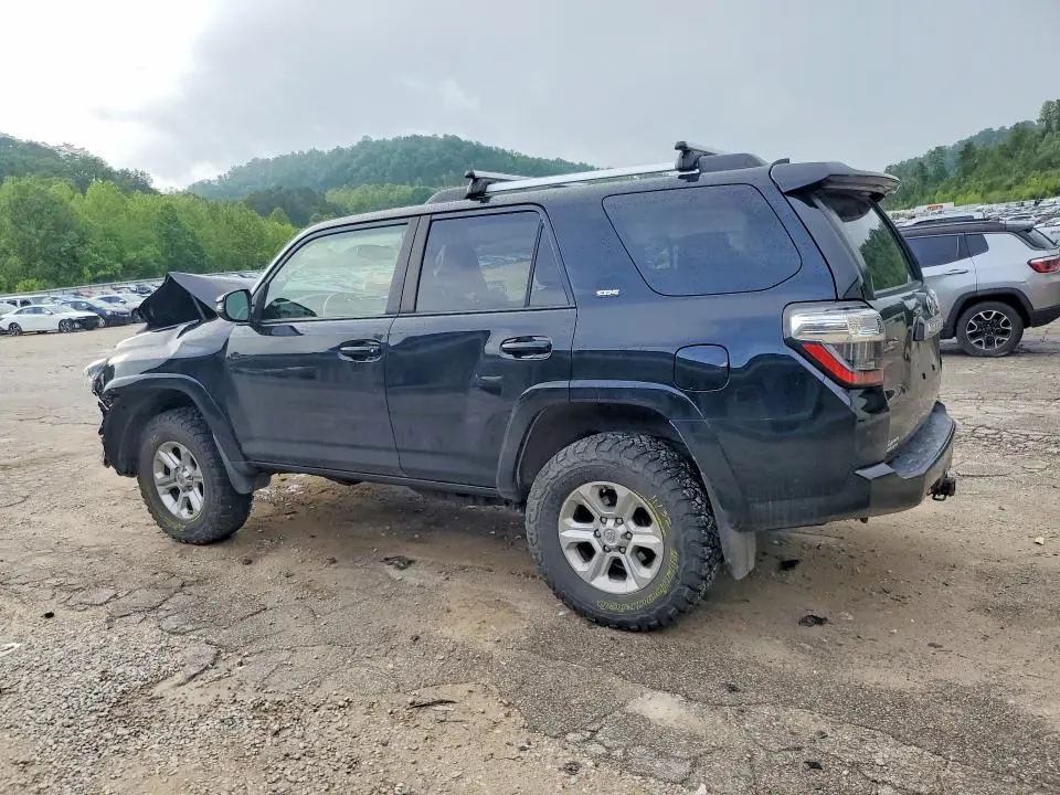 2022 TOYOTA 4RUNNER SR5 PREMIUM  