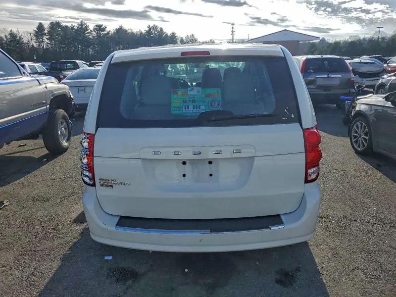 2014 DODGE GRAND CARAVAN SE  