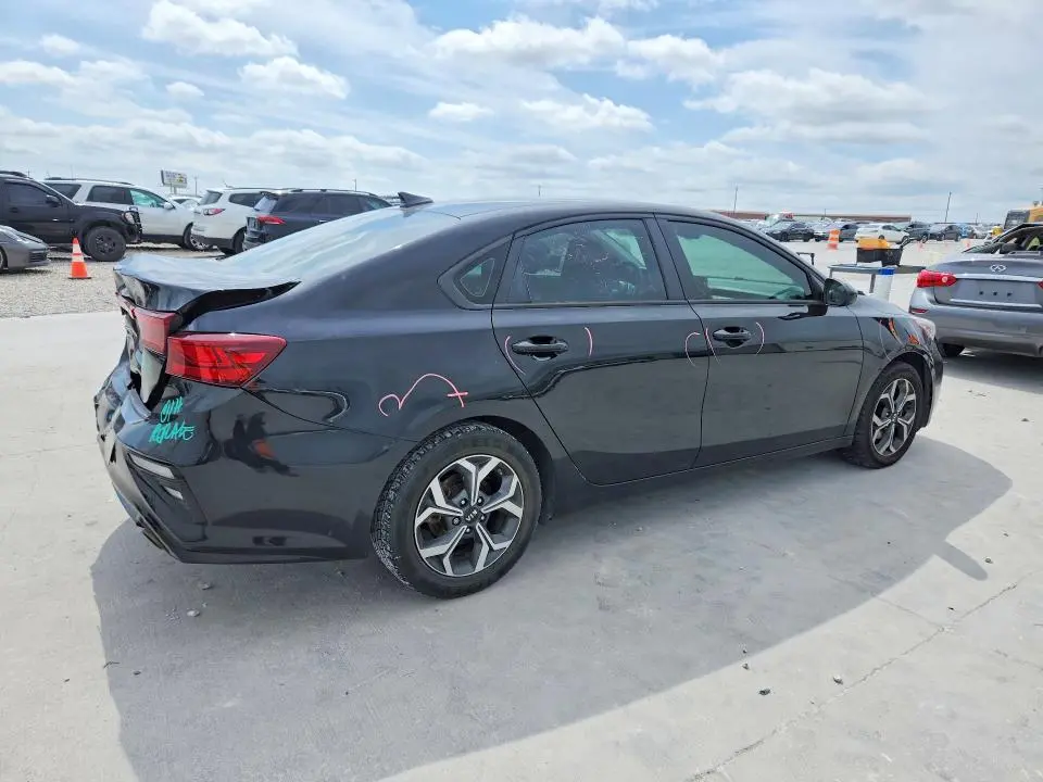 2020 KIA FORTE LXS  