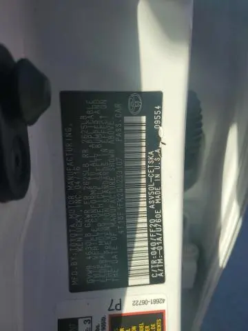 2016 TOYOTA CAMRY LE  