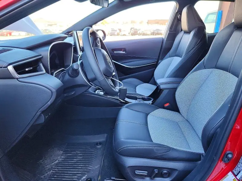 2025 TOYOTA COROLLA XSE  