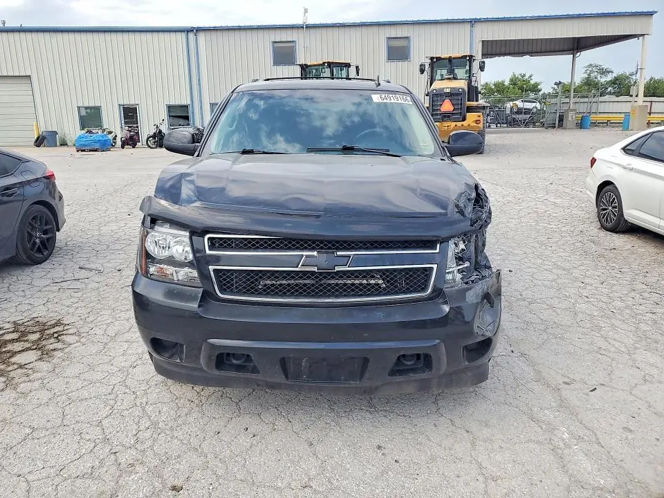 2011 CHEVROLET SUBURBAN K1500 LS  