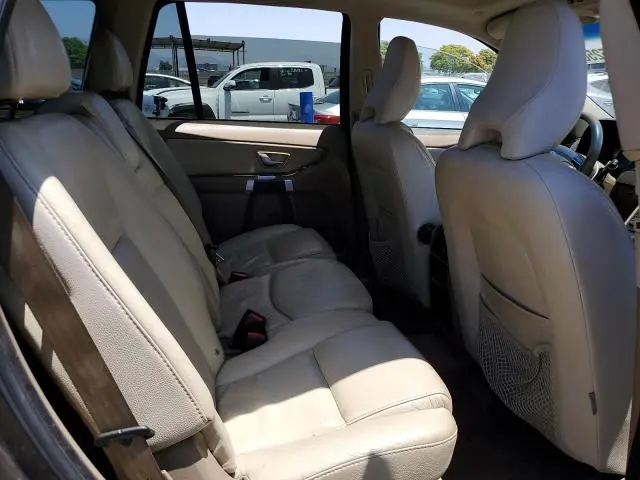 2011 VOLVO XC90 3.2  