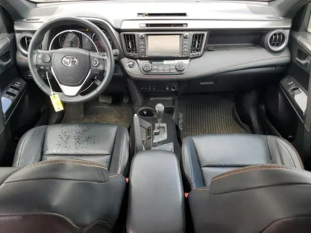 2016 TOYOTA RAV4 SE  