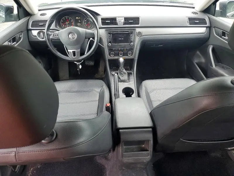 2015 VOLKSWAGEN PASSAT S  