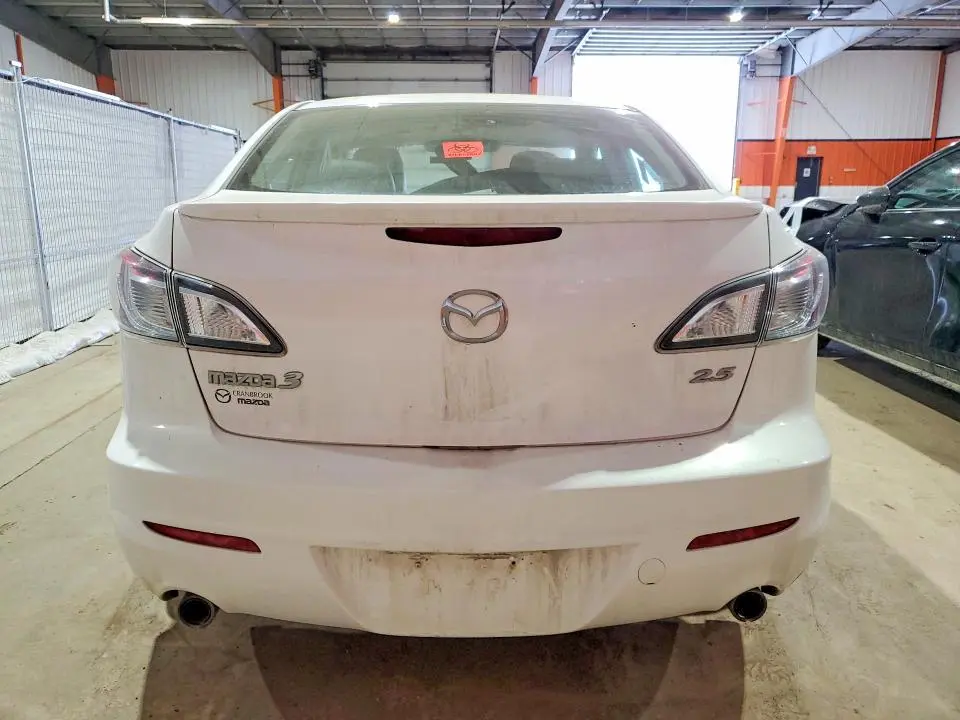 2011 MAZDA 3 S  