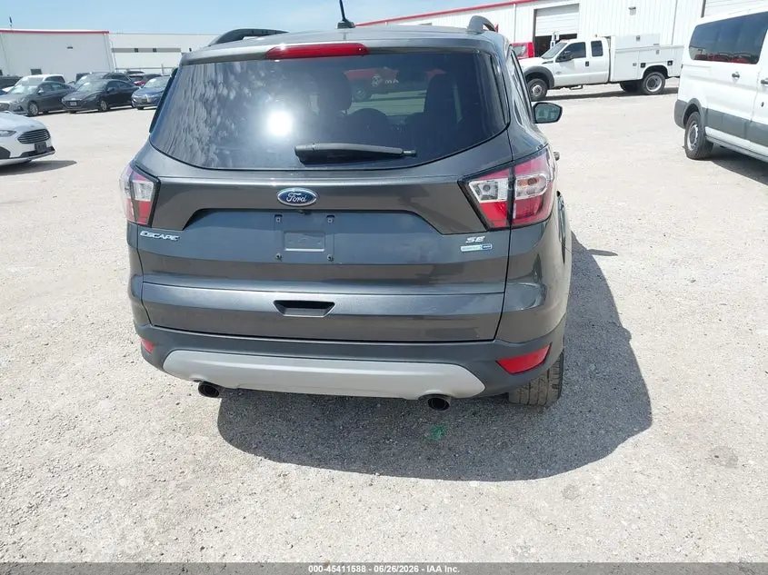 2018 FORD ESCAPE SE