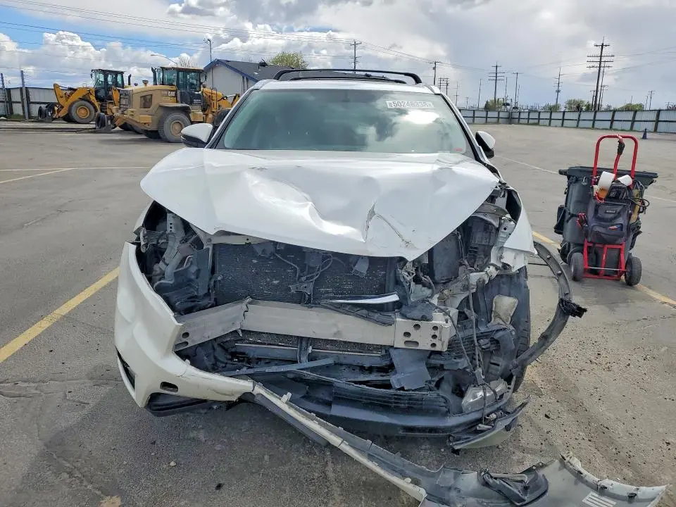 2016 TOYOTA HIGHLANDER LIMITED  
