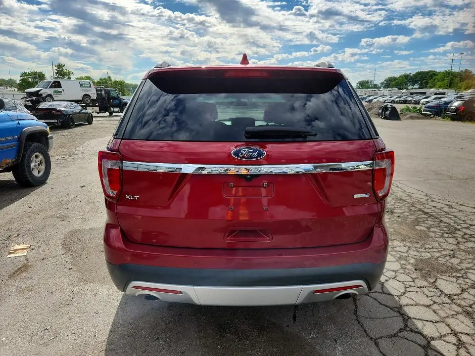 2016 FORD EXPLORER XLT  