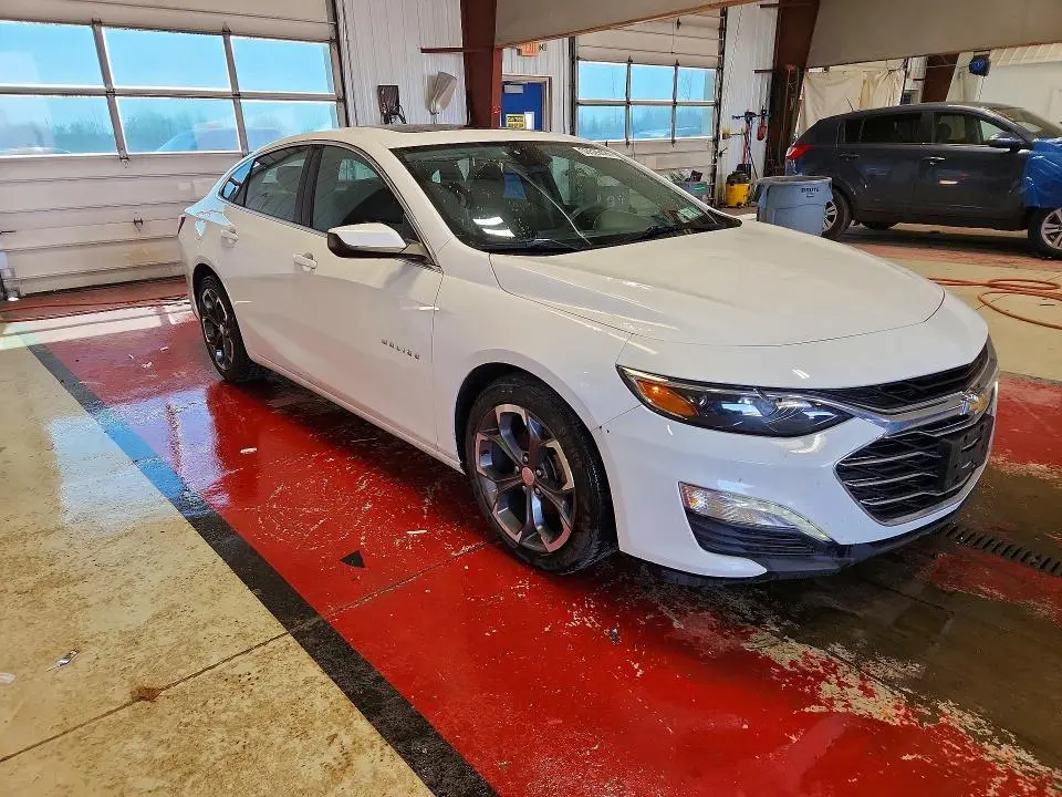 2021 CHEVROLET MALIBU LT  