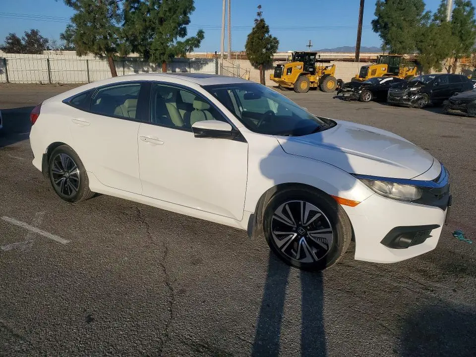 2017 HONDA CIVIC EX  