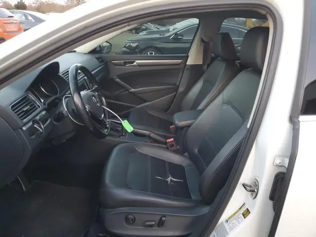 2017 VOLKSWAGEN PASSAT R-LINE