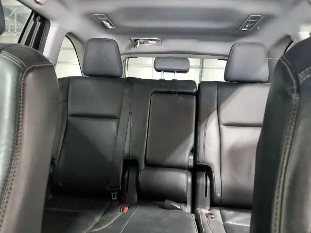 2014 TOYOTA HIGHLANDER XLE  