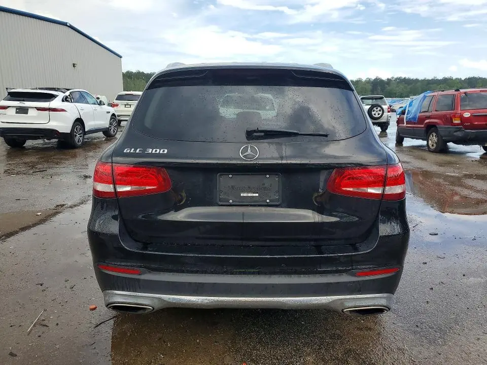 2016 MERCEDES-BENZ GLC 300  