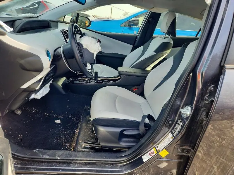2019 TOYOTA PRIUS XLE AWD-E  