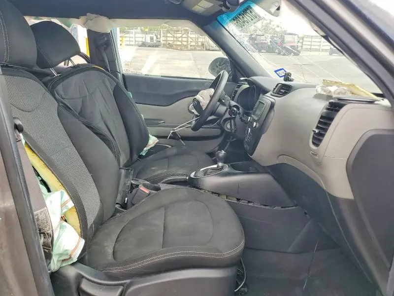 2017 KIA SOUL +  