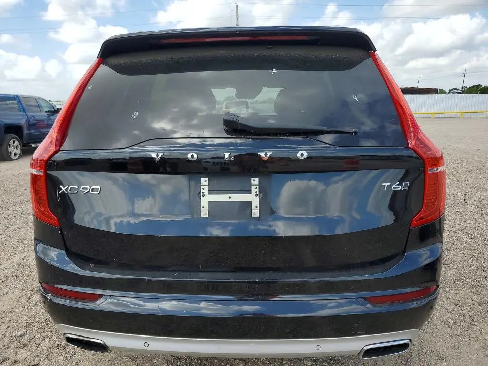 2016 VOLVO XC90 T6  