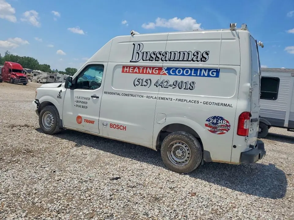 2017 NISSAN NV 2500 HD S  