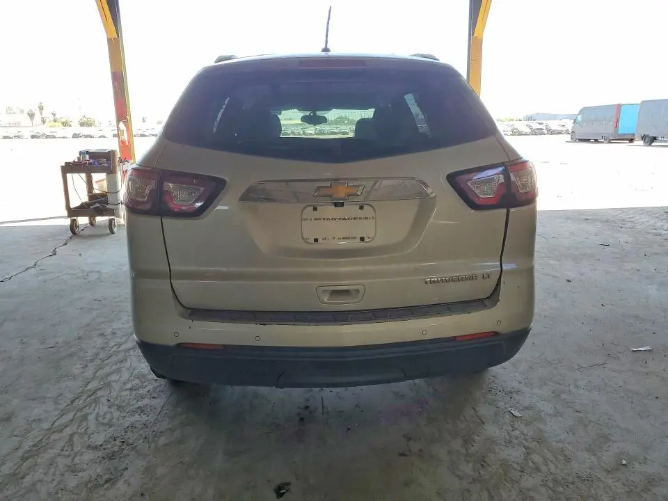 2014 CHEVROLET TRAVERSE LT  