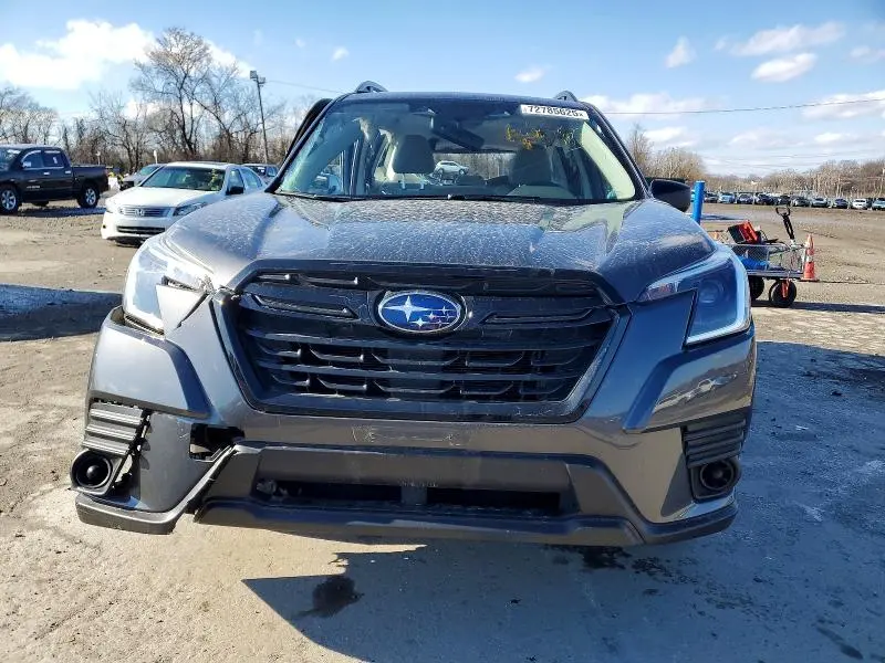 2024 SUBARU FORESTER   