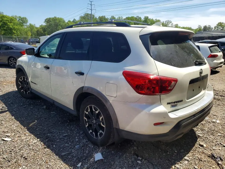 2020 NISSAN PATHFINDER SV  