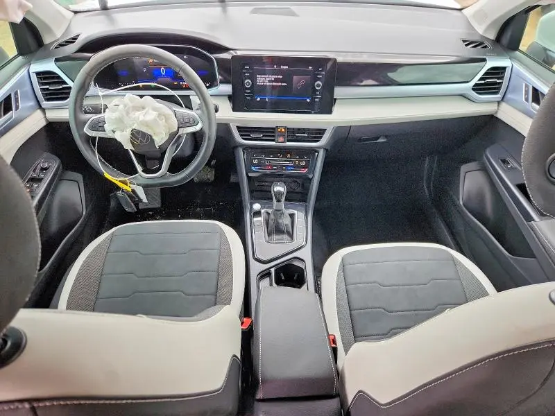 2025 VOLKSWAGEN TAOS SE  