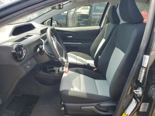 2016 TOYOTA PRIUS C   