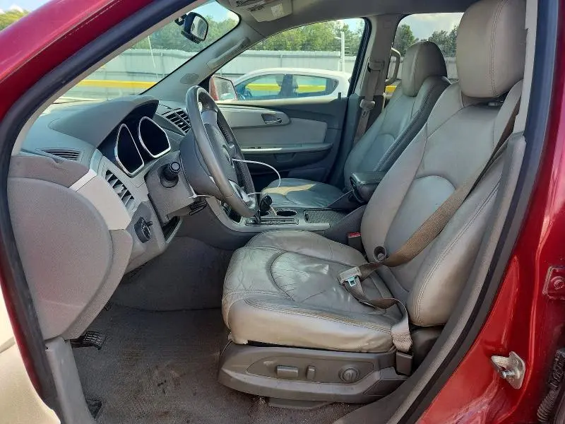 2012 CHEVROLET TRAVERSE LT  