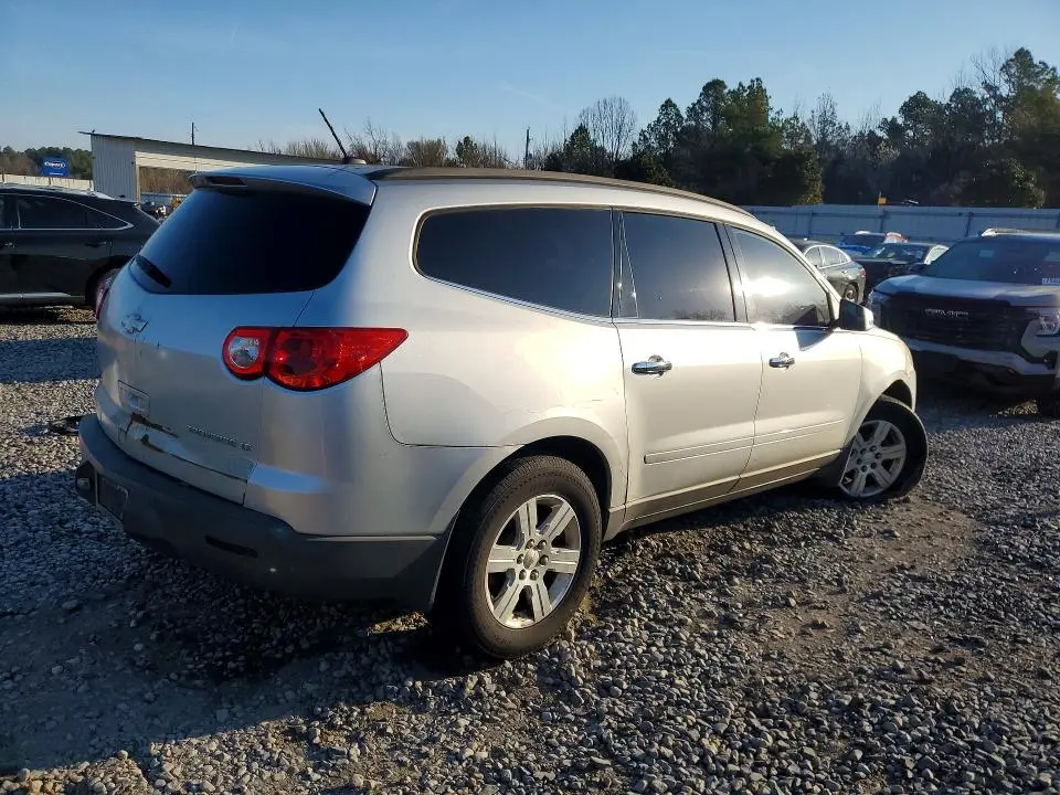 2012 CHEVROLET TRAVERSE LT  