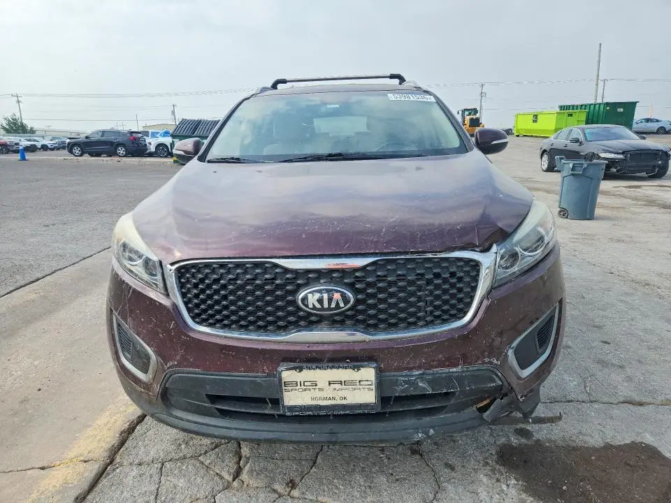 2017 KIA SORENTO LX  