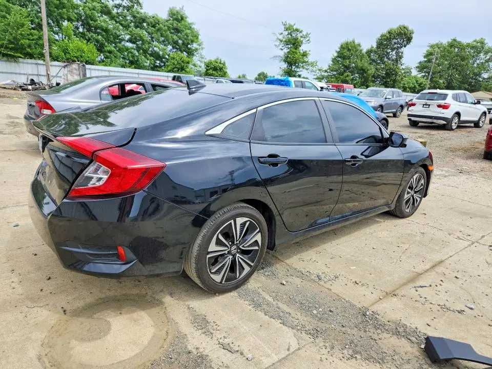 2017 HONDA CIVIC EX  