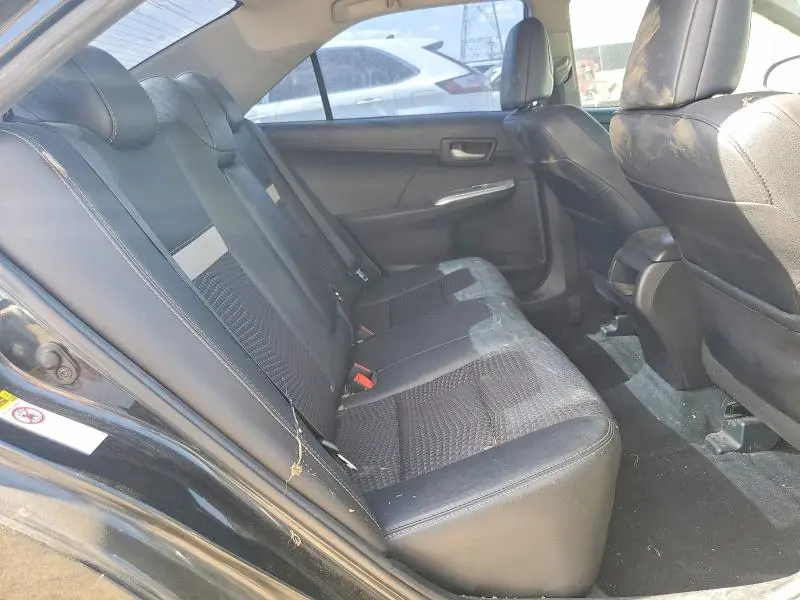 2014 TOYOTA CAMRY SE  