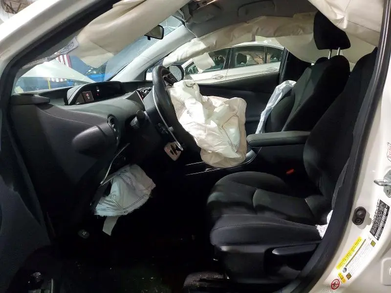 2016 TOYOTA PRIUS TWO  
