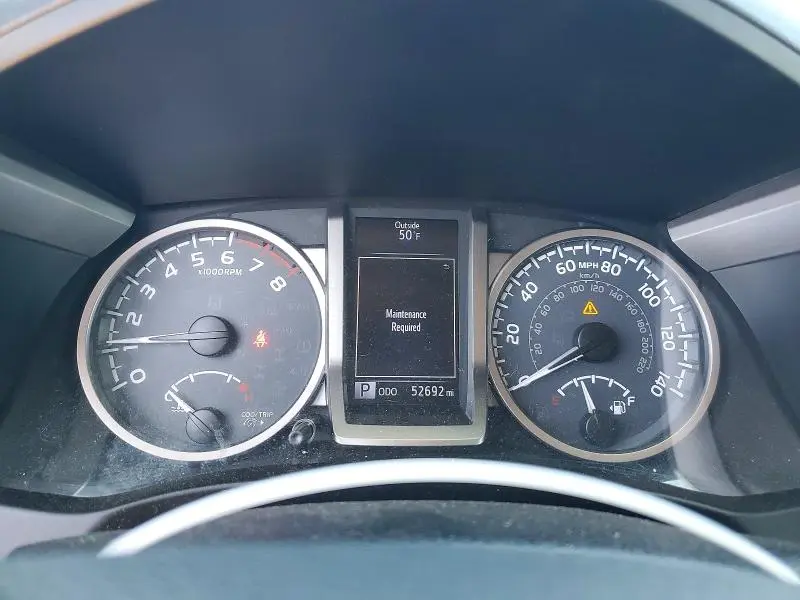 2018 TOYOTA TACOMA SR5 V6  