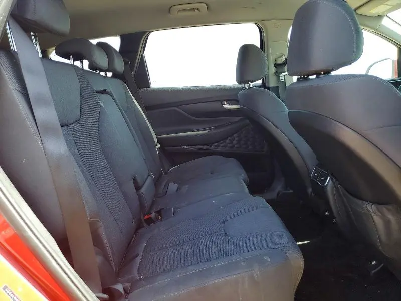 2021 HYUNDAI SANTA FE SE  