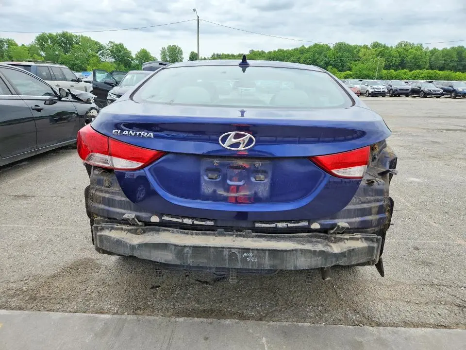 2012 HYUNDAI ELANTRA GLS  