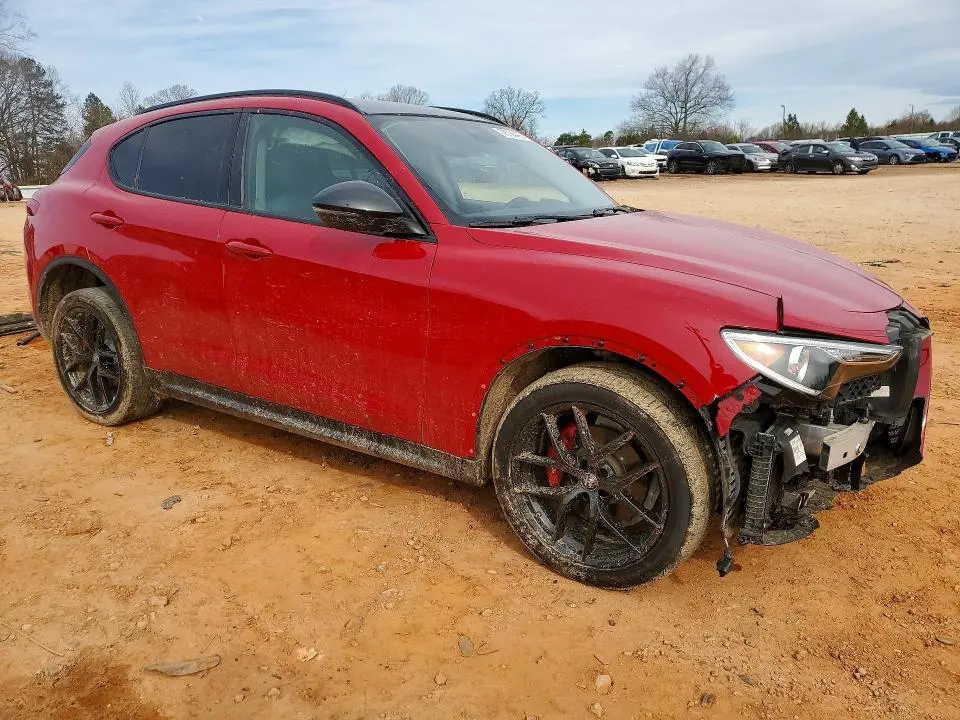 2020 ALFA ROMEO STELVIO   