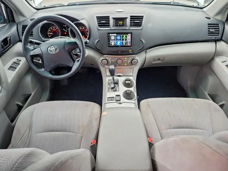 2011 TOYOTA HIGHLANDER BASE  