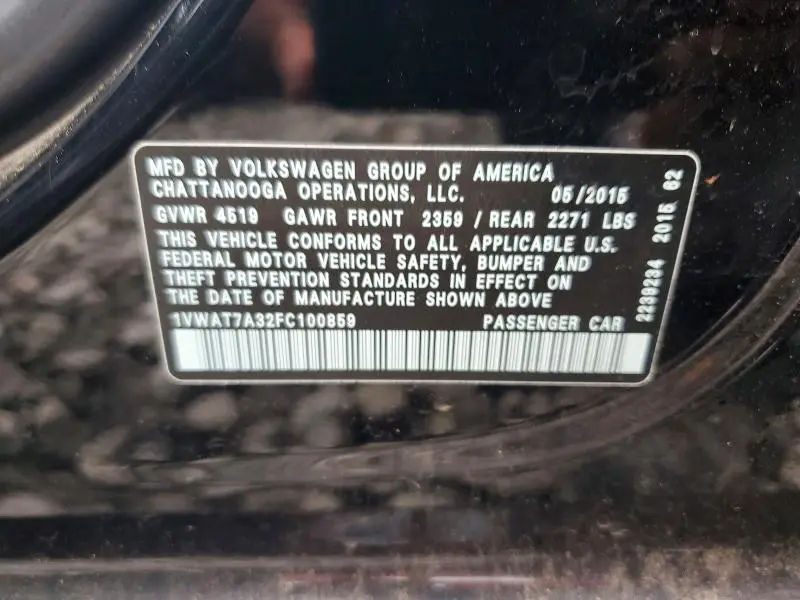 2015 VOLKSWAGEN PASSAT S  