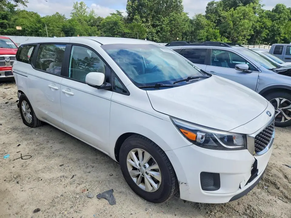 2016 KIA SEDONA L  