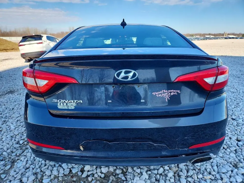2016 HYUNDAI SONATA SE  
