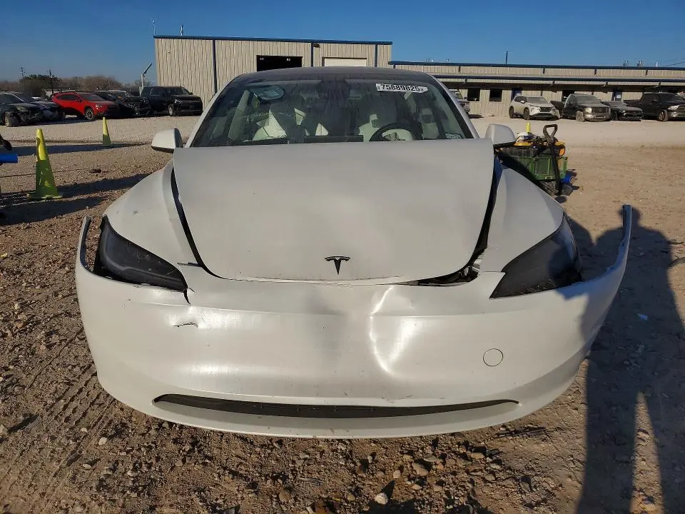 2025 TESLA MODEL 3   