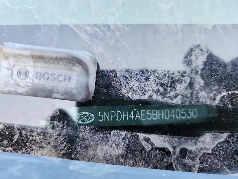 2011 HYUNDAI ELANTRA GLS  