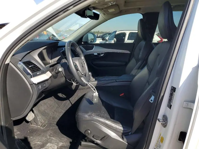 2022 VOLVO XC90 T5 MOMENTUM  