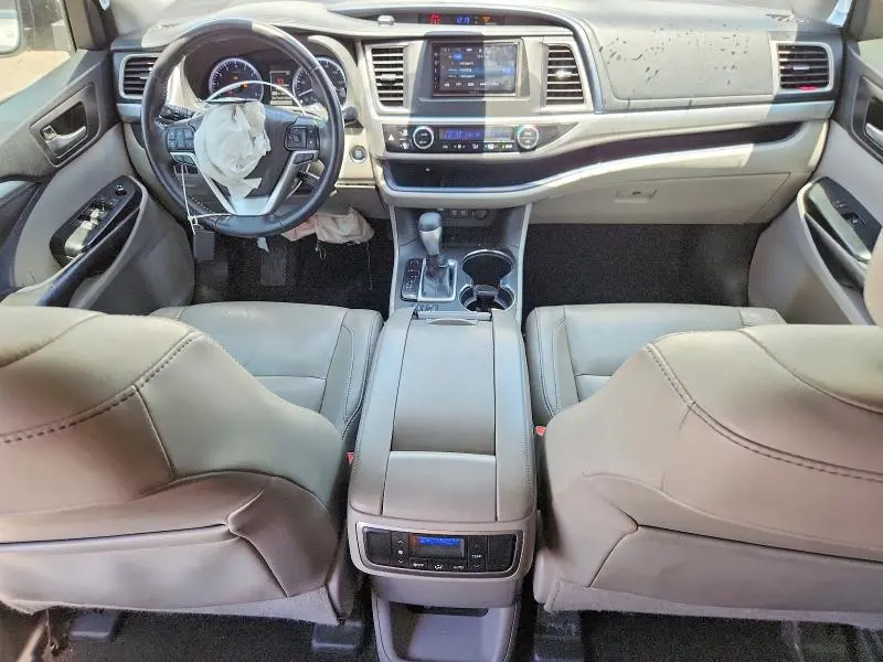 2018 TOYOTA HIGHLANDER XLE  