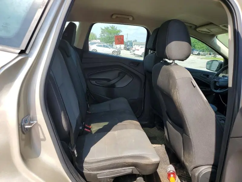 2017 FORD ESCAPE S  