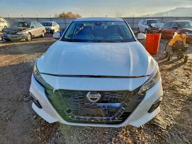 2019 NISSAN ALTIMA SV  