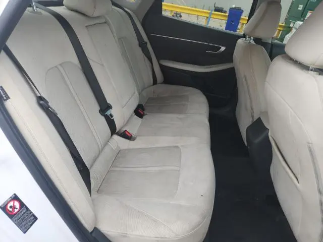 2022 HYUNDAI SONATA SEL  