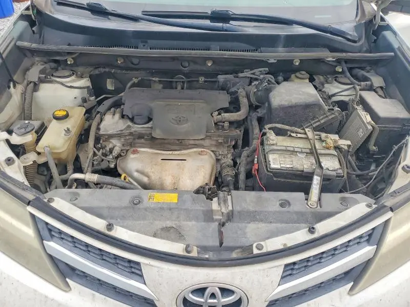 2014 TOYOTA RAV4 XLE  