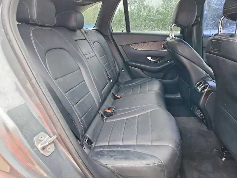 2018 MERCEDES-BENZ GLC 300  